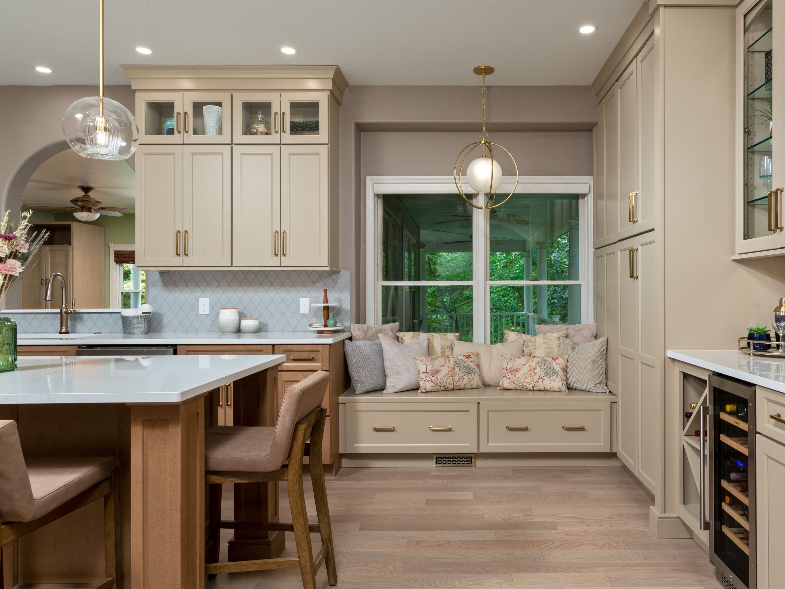 KBW Slingerlands Kitchen Banquet Image of kitchen remodel featuring a banquet window seat
